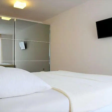 Апартаменты Rab Serenity Residence Luxury Studios