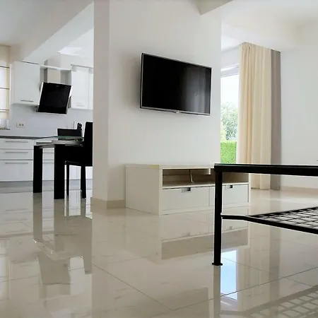 Rab Serenity Residence Luxury Studios Апартаменты