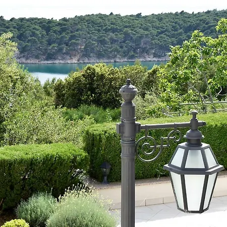 Rab Serenity Residence Luxury Studios *
