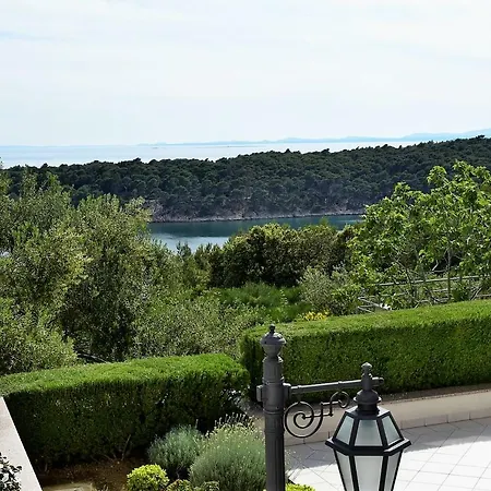 Rab Serenity Residence Luxury Studios 公寓 拉布