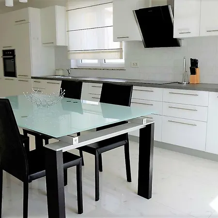 Rab Serenity Residence Luxury Studios 公寓 拉布