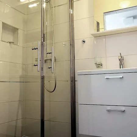 Rab Serenity Residence Luxury Studios * 拉布